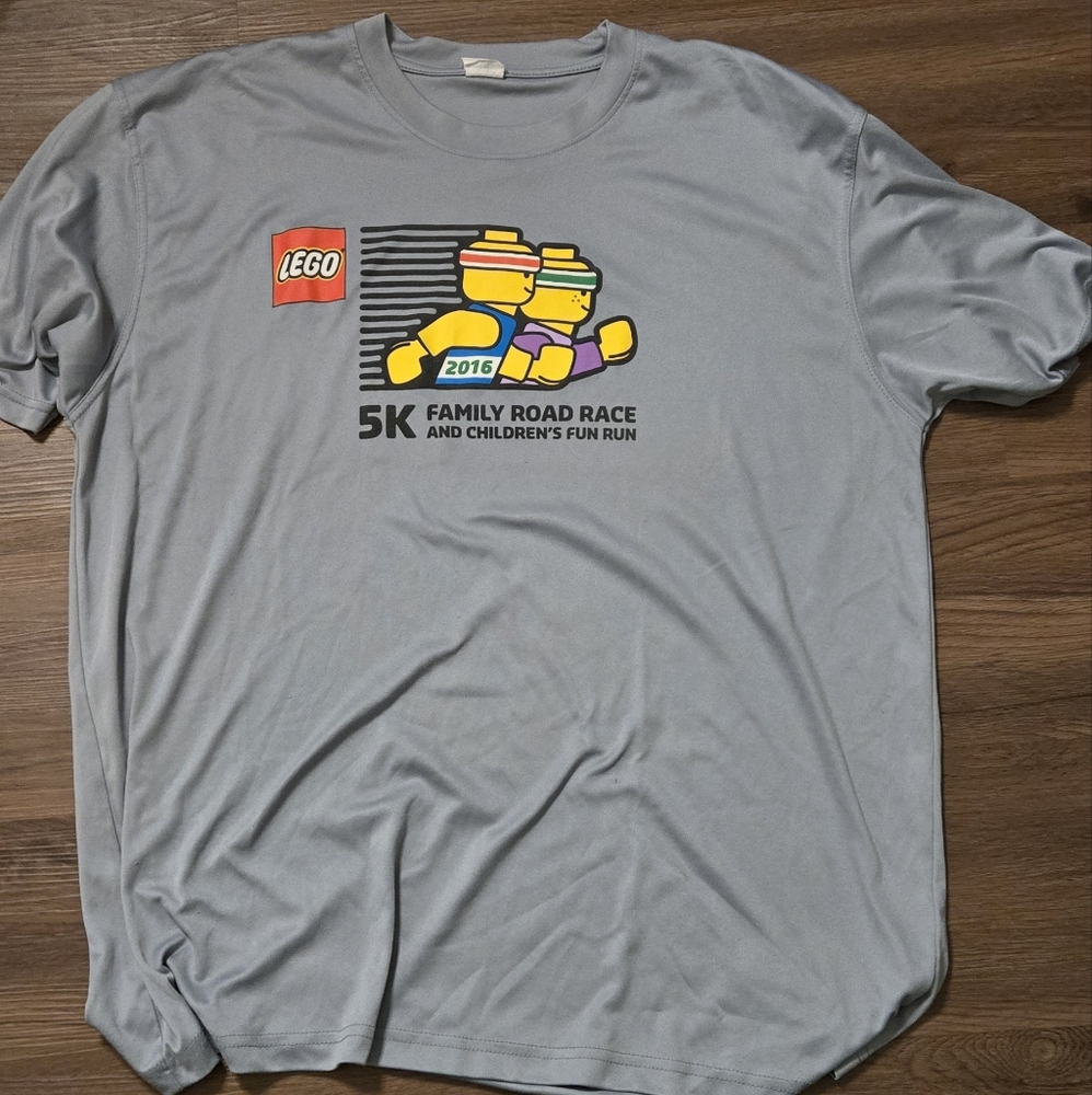 Lego 2016 5K fun run t shirt. Ultra Club brand size XL